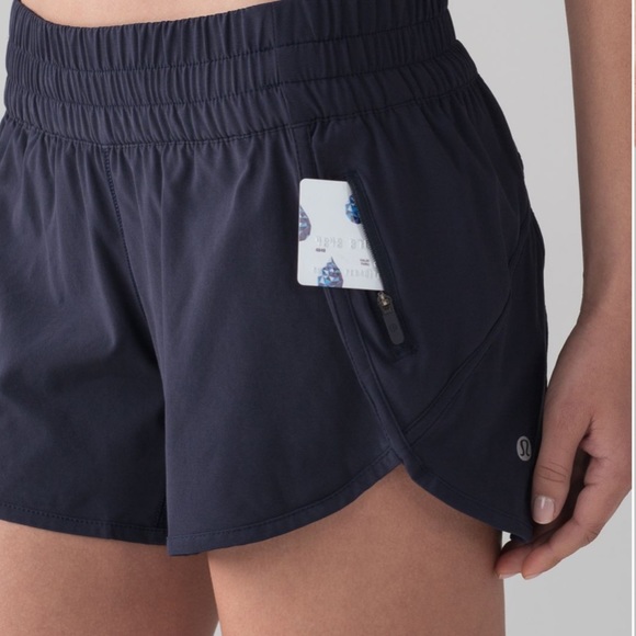 lululemon athletica Pants - Lululemon Tracker Short V (4")